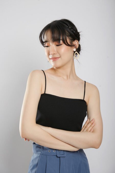 Geline Ribbed Knit Top in Black